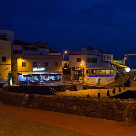 B&B Paraiso Tenerife Super Economy Rooms Airport Los Abrigos Exterior photo